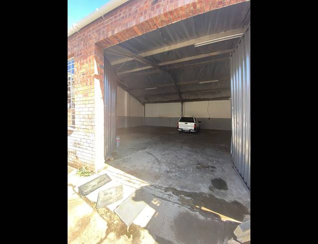 140M² WAREHOUSE TO LET IN PIETERMARITZBURG CENTRAL